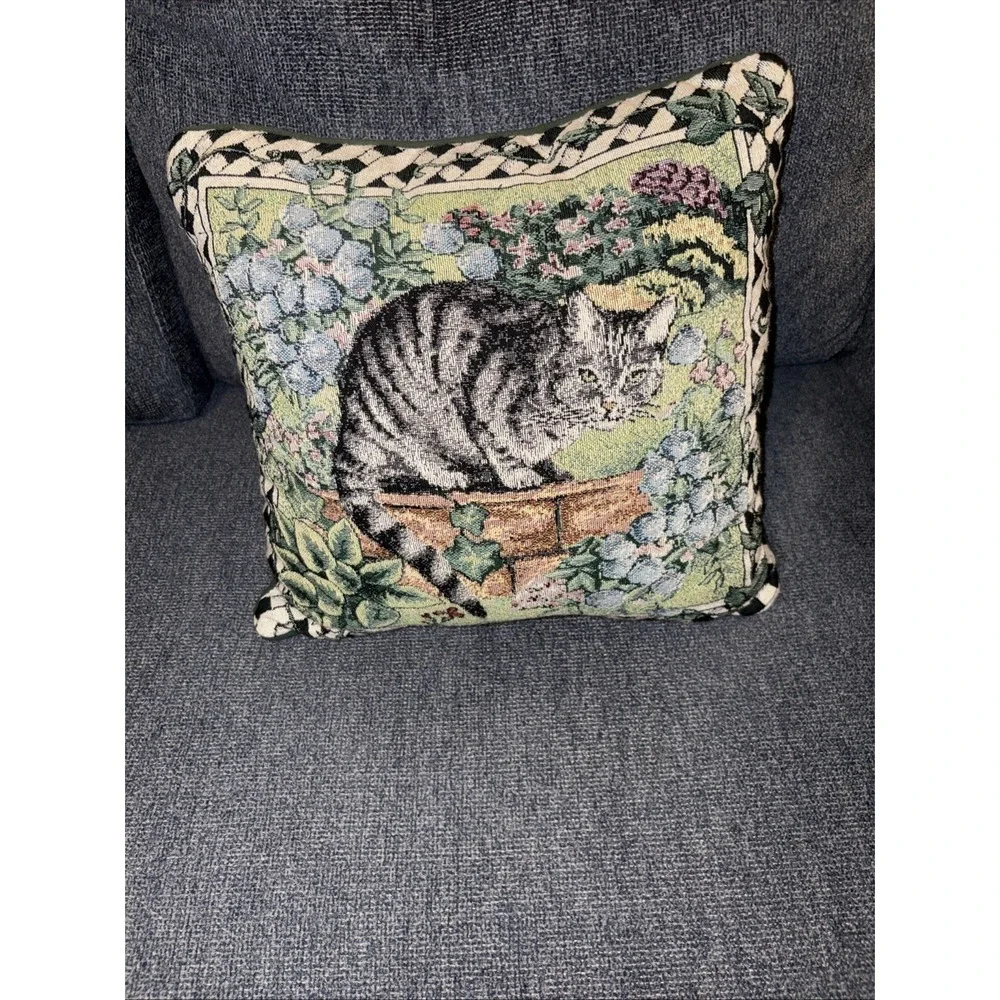 Vintage Decorative Cat Tapestry Throw Pillow 15 X 15